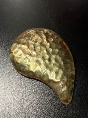 Vintage Hammered Brass Paisley Shaped scarf clip